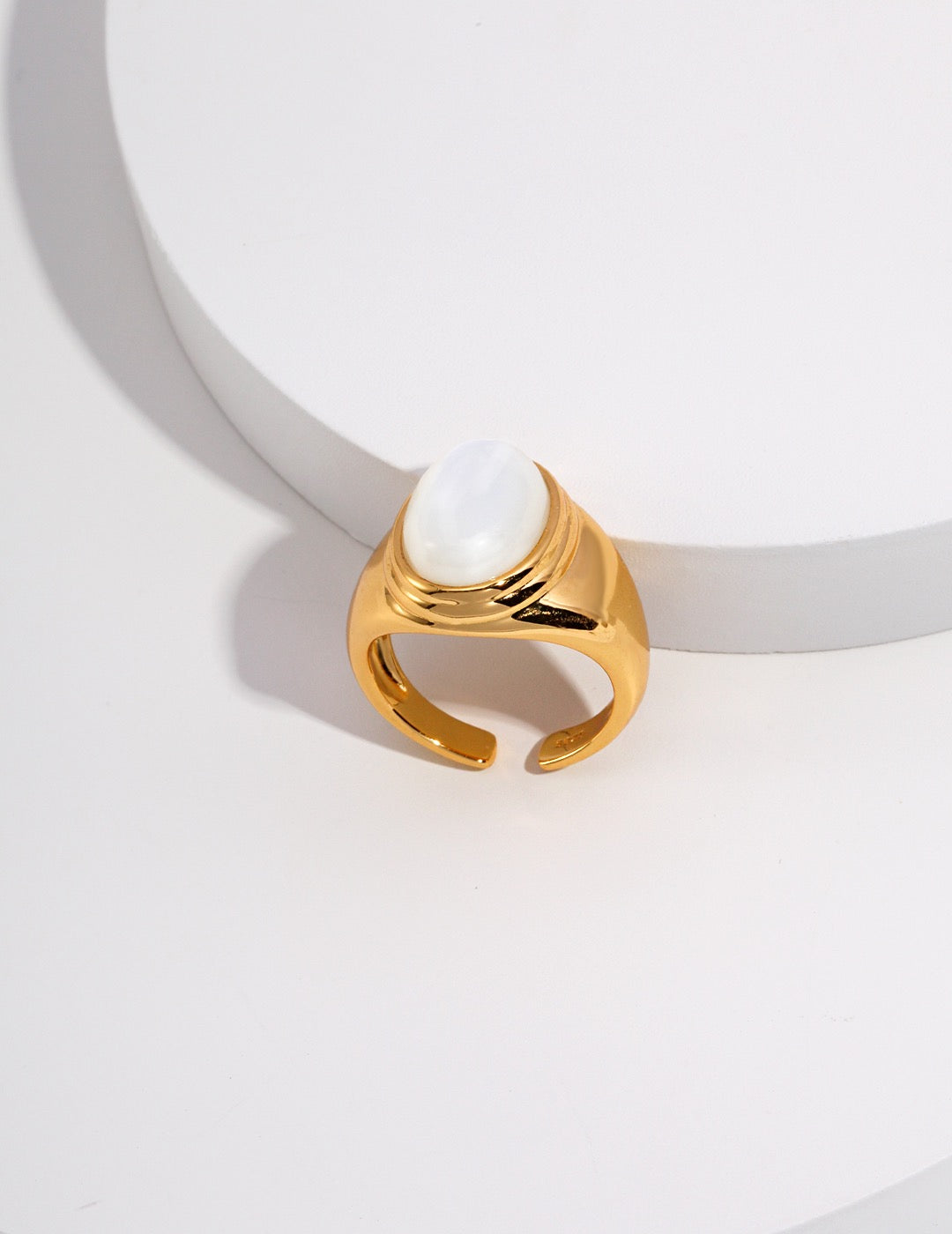 Lunar Grace Ring