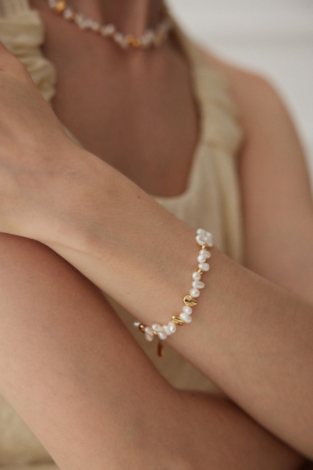 Luminous Pearl Bracelet