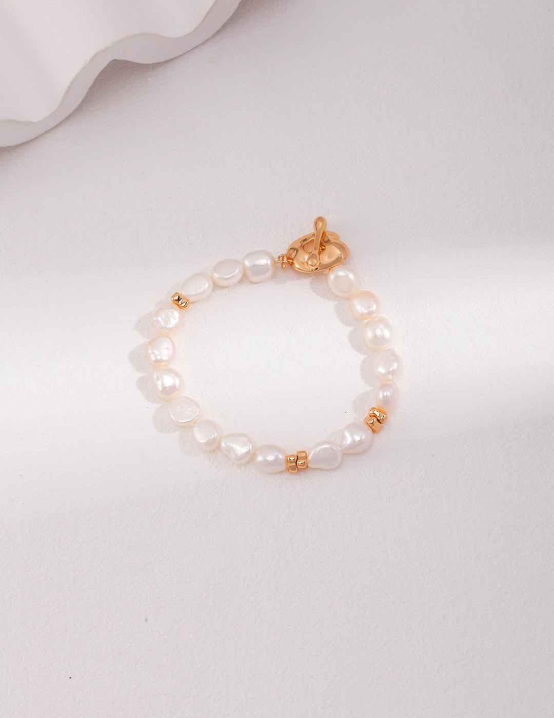 Baroque Pearl T-bar Bracelet