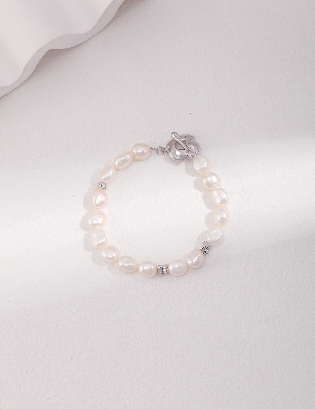 Baroque Pearl T-bar Bracelet