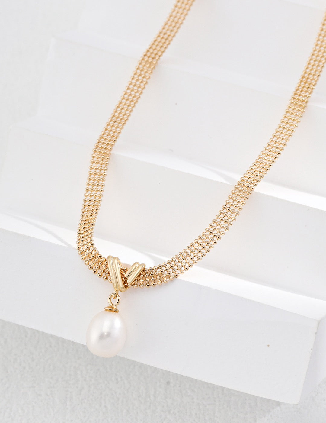 Luxurious Pearl Necklace