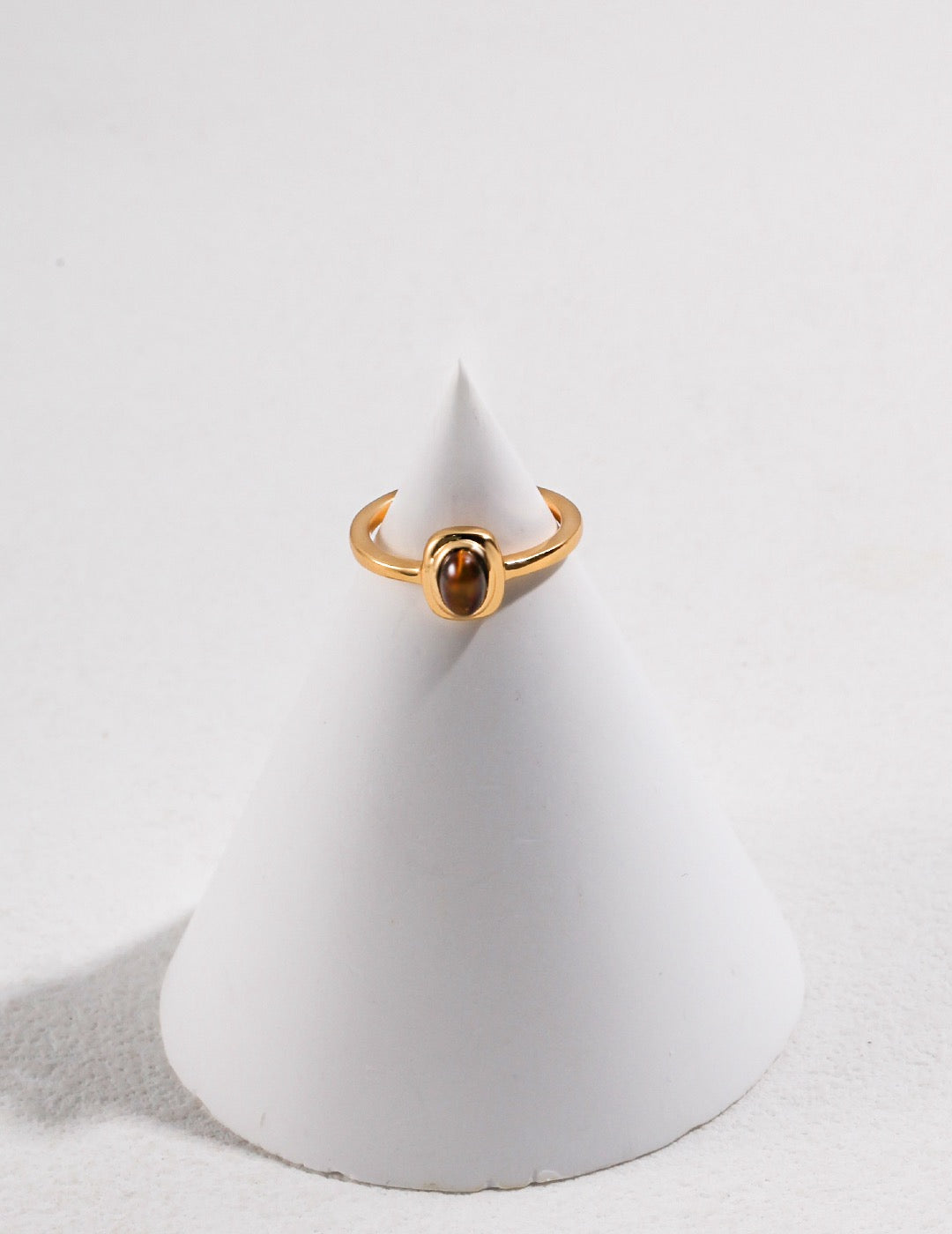 Golden Clasp Ring