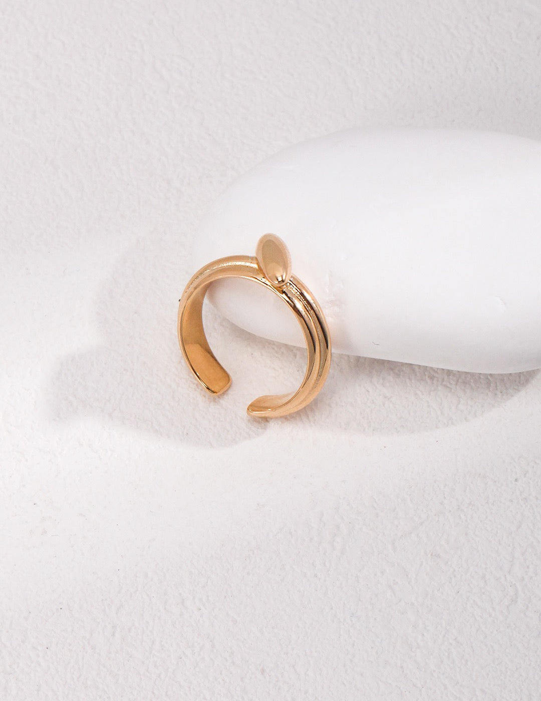 Silhouette Crescent Ring