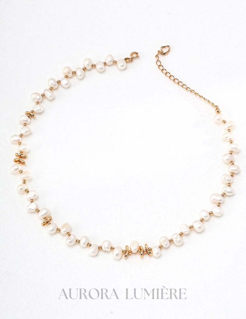 Golden Dewdrop Necklace