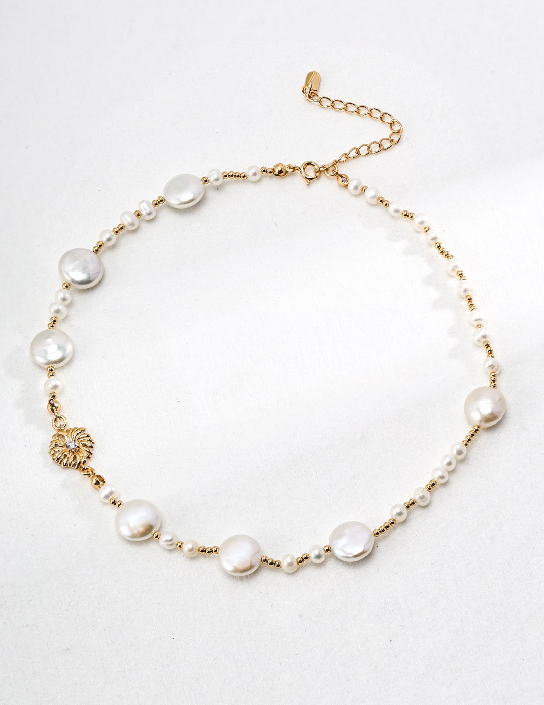 Floral Round Pearl Necklace