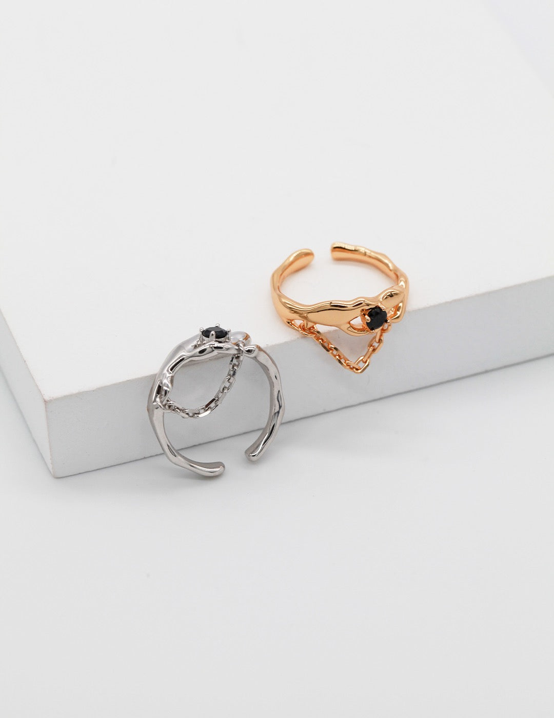 Quartz Ring with Chain